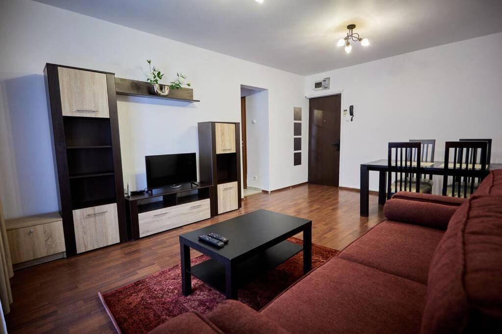 Queen Apartment Athenee บูคาเรสต์ ภายนอก รูปภาพ